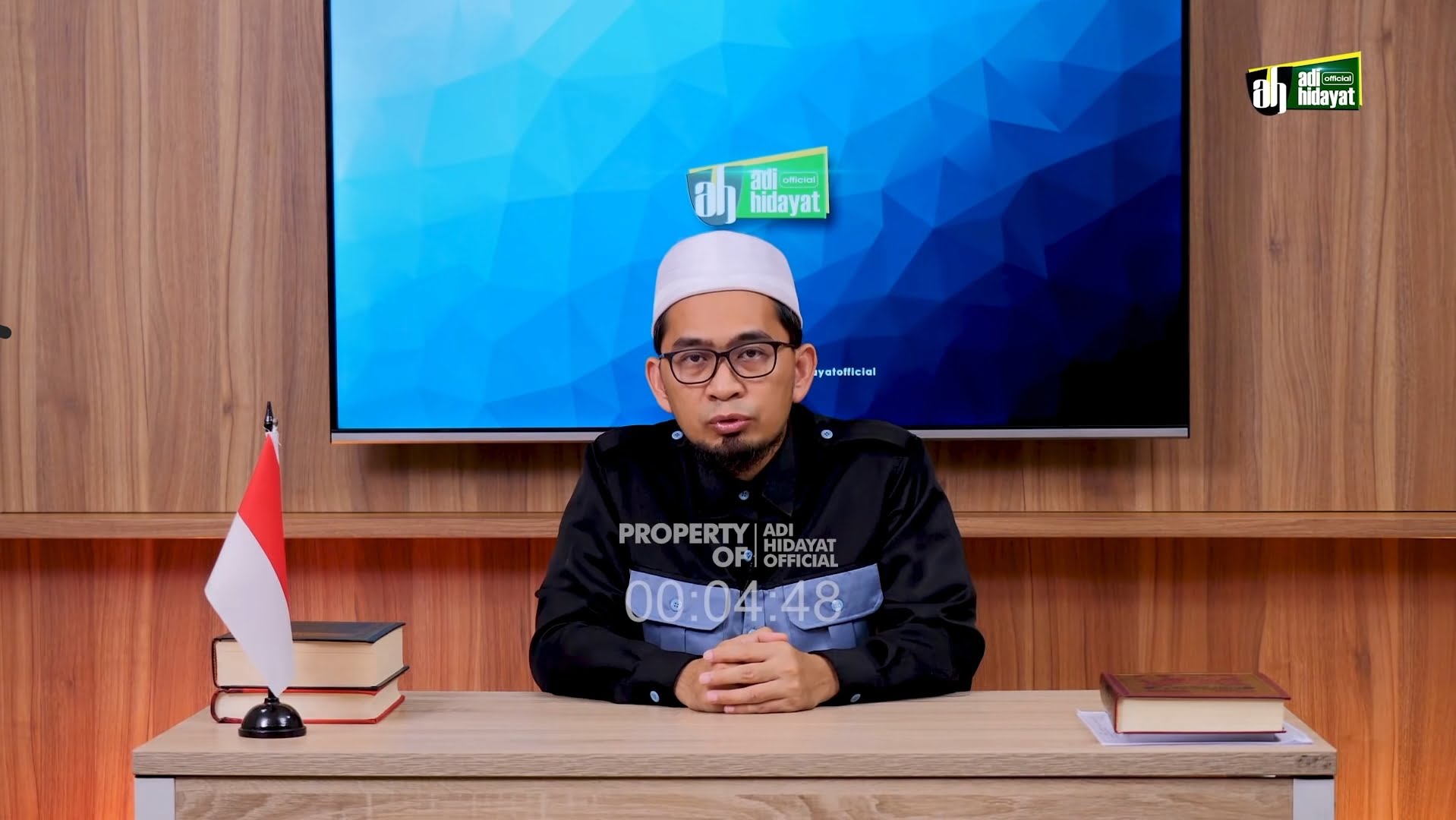 Ini Penjelasan Ustadz Adi Hidayat Soal Amalan Sholat Dan Bacaan Doa