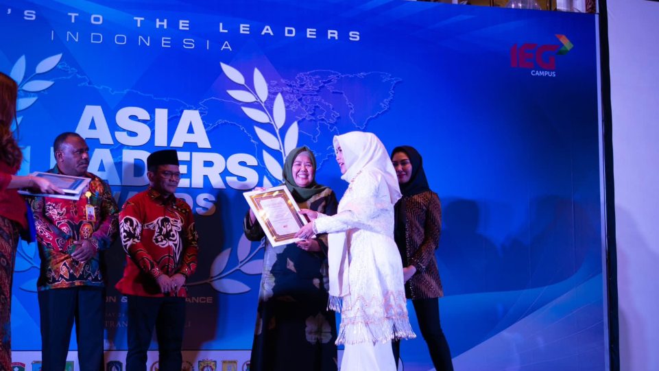 - IEG saat bekerjasama dengan Seven Media dalam acara Asian Leaders Awards 2023. (Dok. IEG)